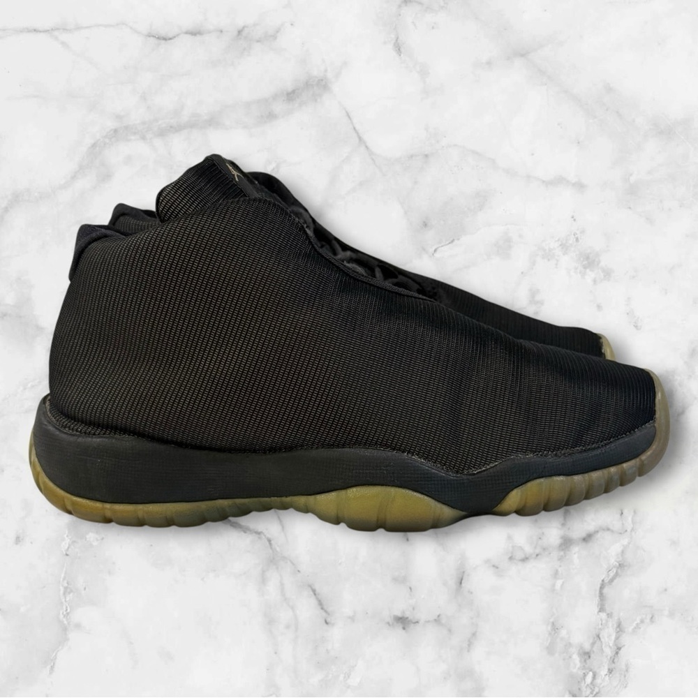 Kids Air Jordan Future 3M size 4Y